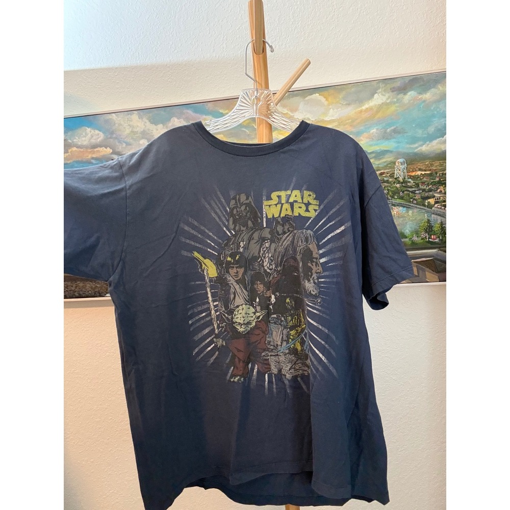 Star Wars Graphic T-Shirt Mens XL Navy Blue Distressed Character Collage Tee